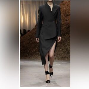 Alexander McQueen Wool Front-Slit Black Pencil Skirt size 40 $1290 New
